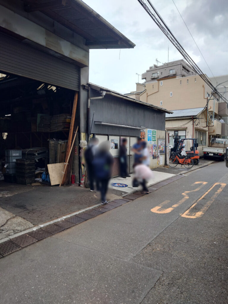 荒川区 鈴木誠也 マンホールカバー