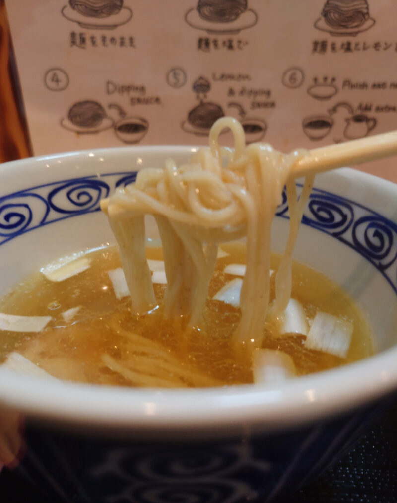 APANESE光ラーメン 日暮里