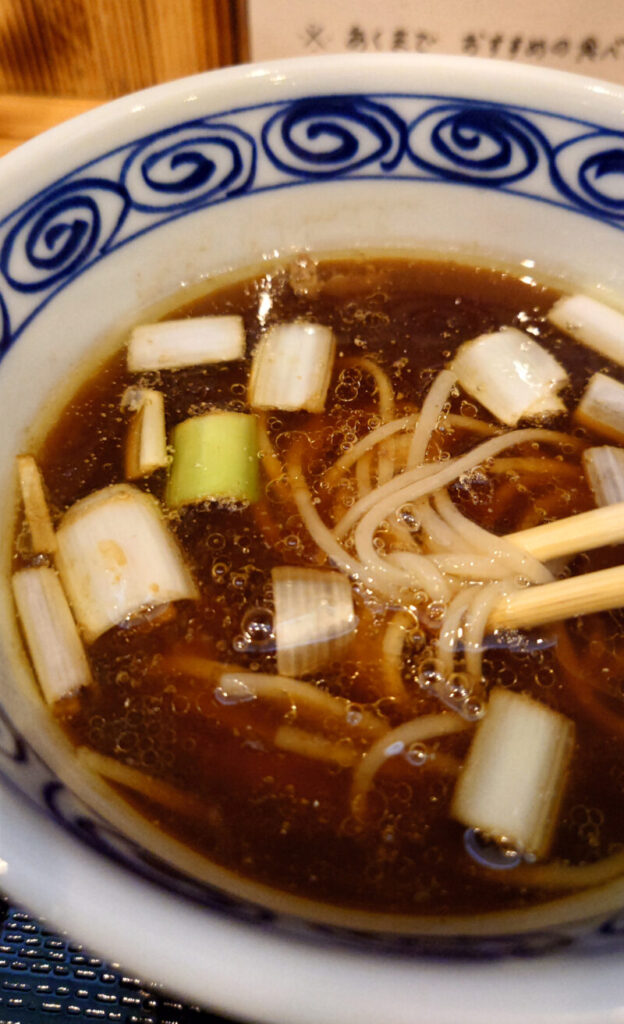 日暮里 JAPANESE光ラーメン 昆布水つけ麺