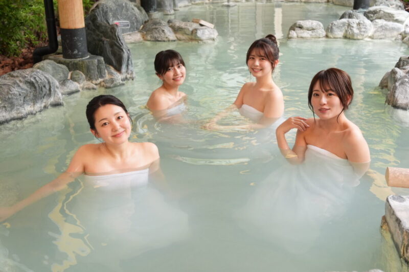 RAKU SPA 足立江北